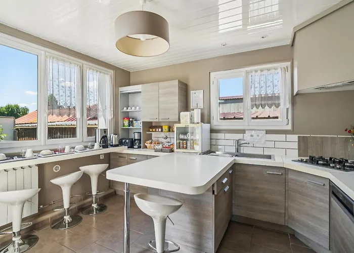 Chambres 3* Roissy-en-France