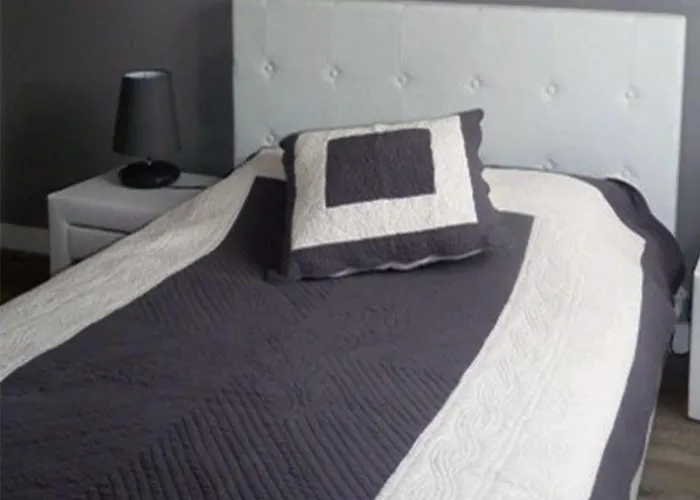 Chambres 3* Roissy-en-France